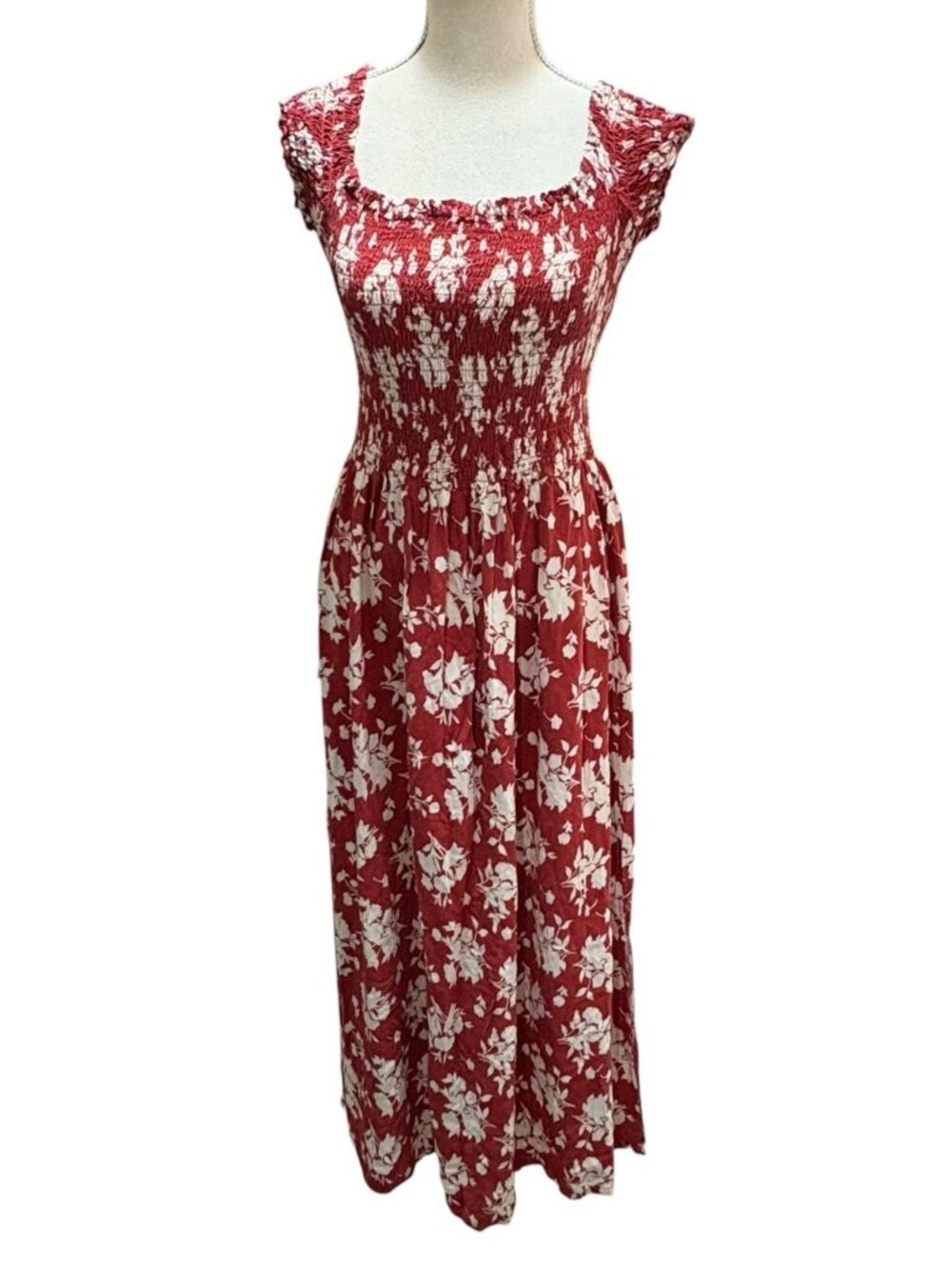 Lark + Grey Maxi Dress Sz 2XL Sleeveless Red White Floral Smocked Sundress Boho
